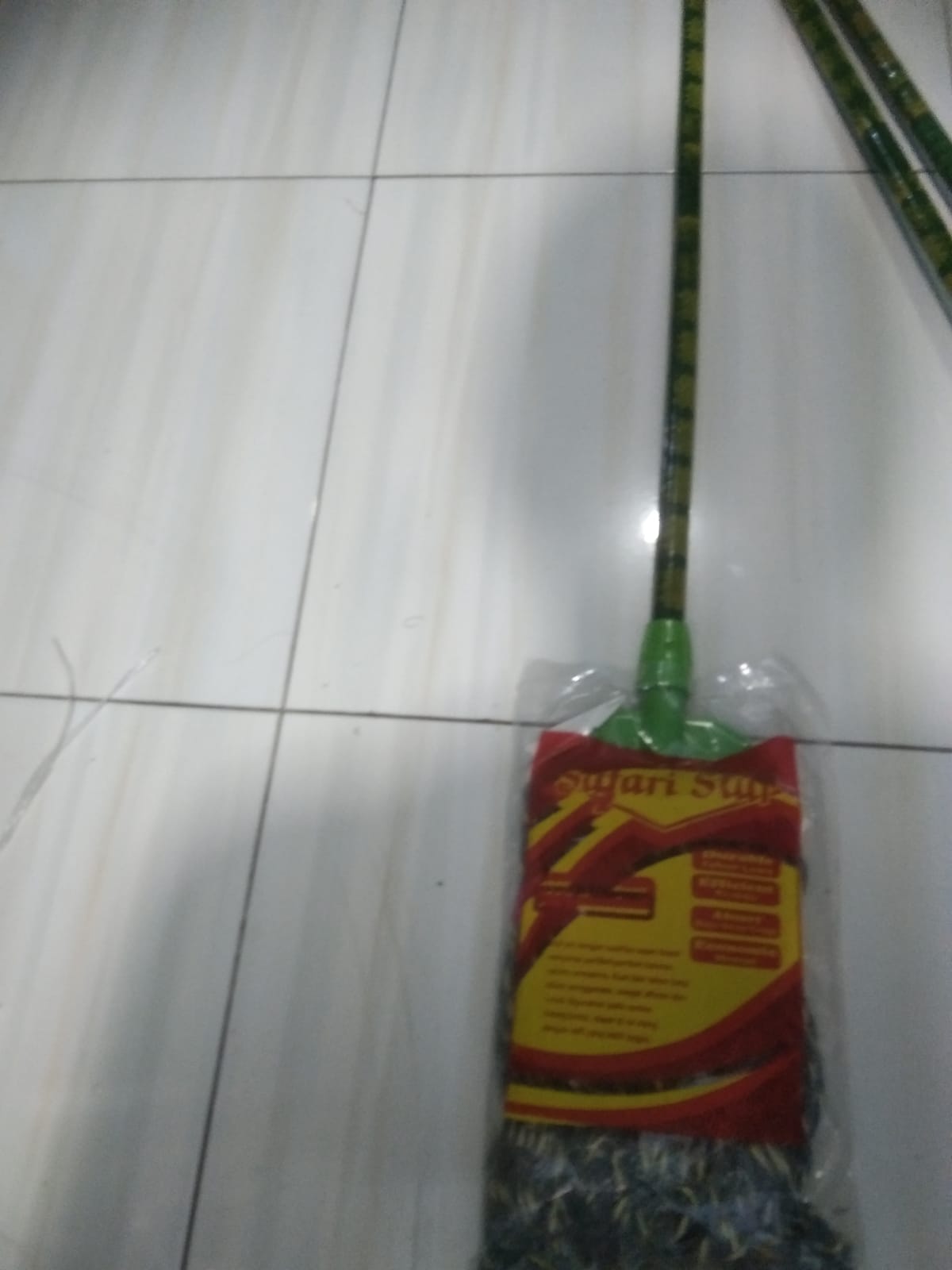 Pel Lantai Newer