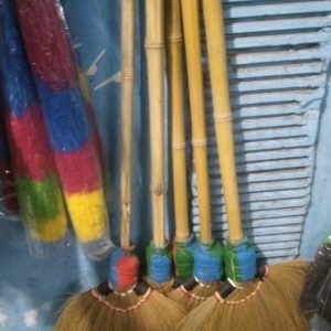 Sapu Lantai Gelung
